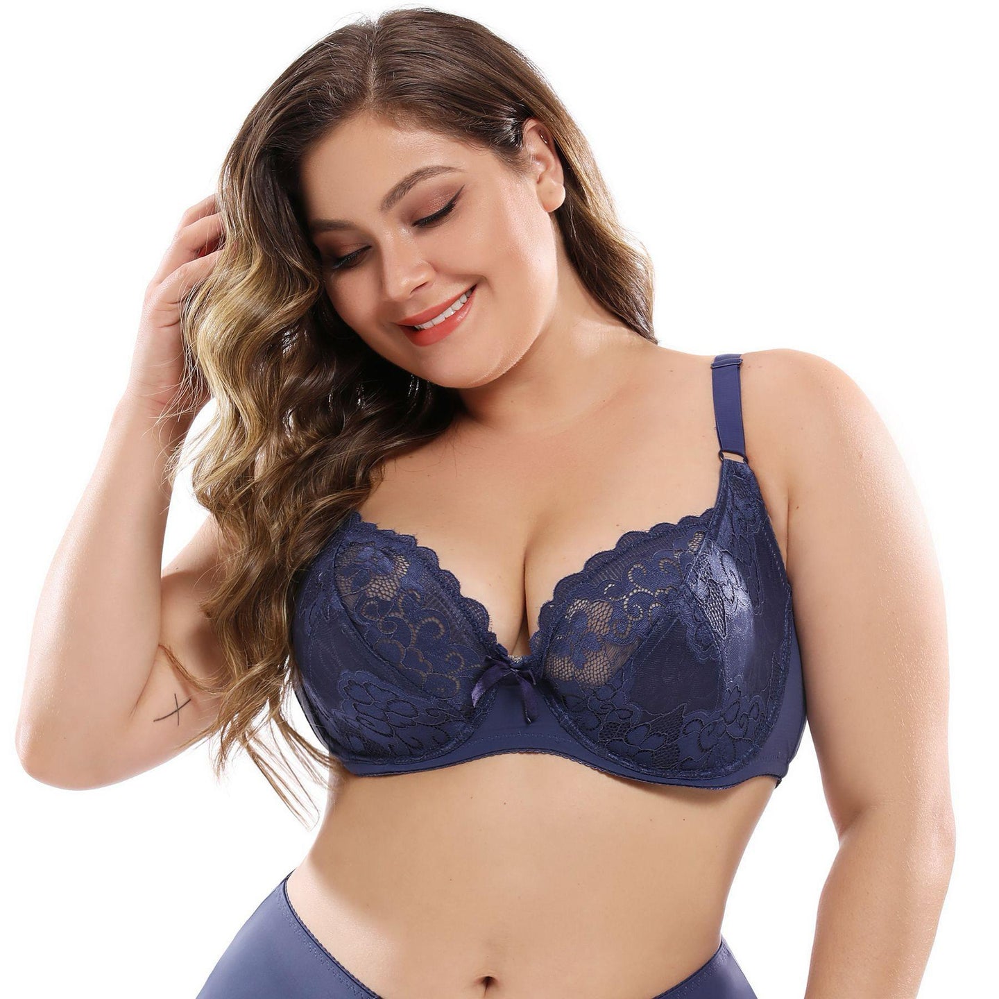 Koronkowy biustonosz plus size