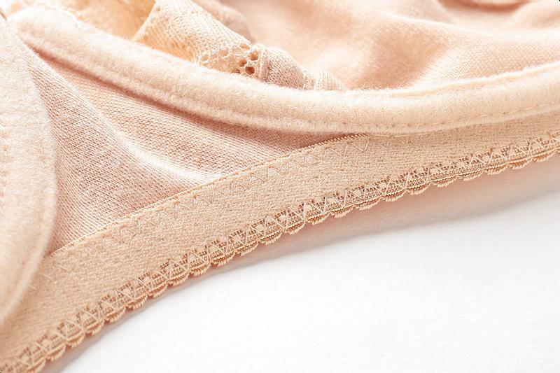 Koronkowy biustonosz plus size