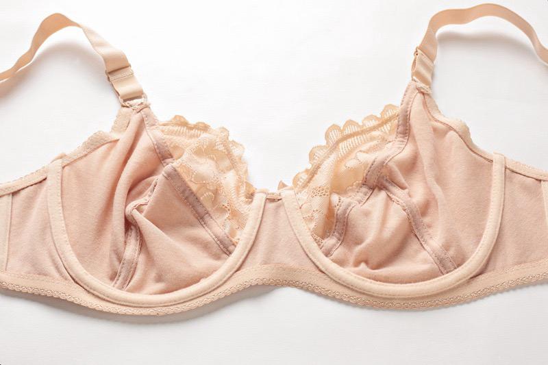Koronkowy biustonosz plus size
