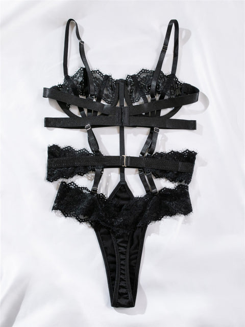 Koronkowe body z paskami i wycięciami w stylu couture