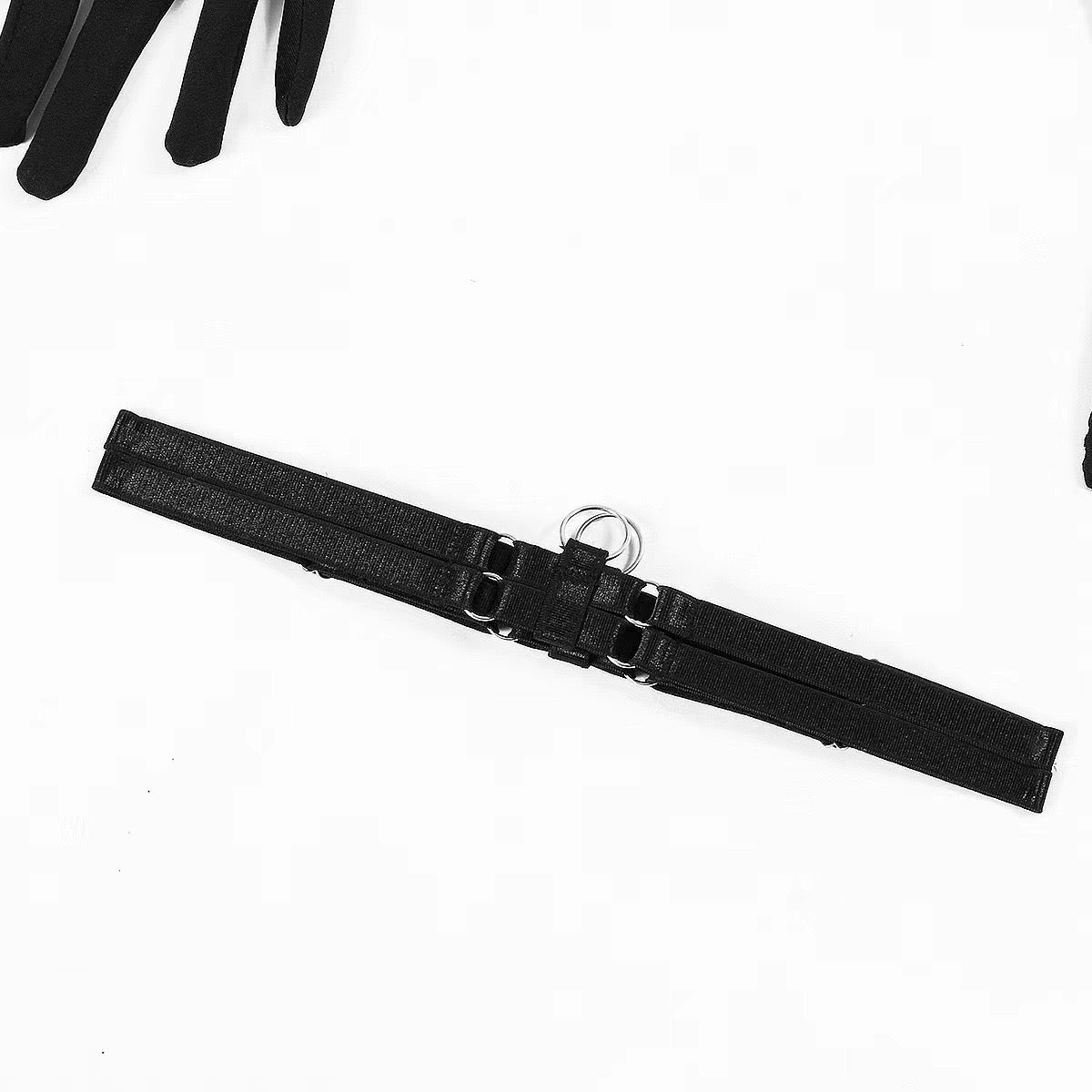 Komplet bielizny damskiej z paskami i rękawiczkami – czerwony