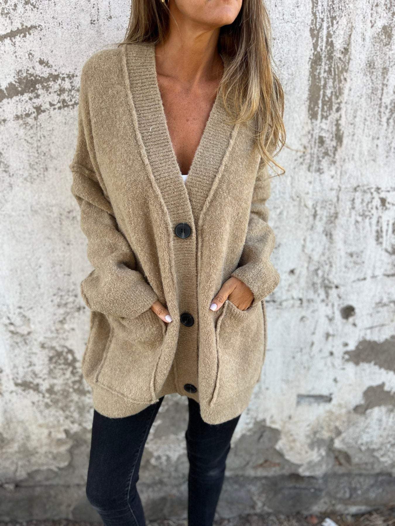 Przytulny kardigan o swobodnym fasonie