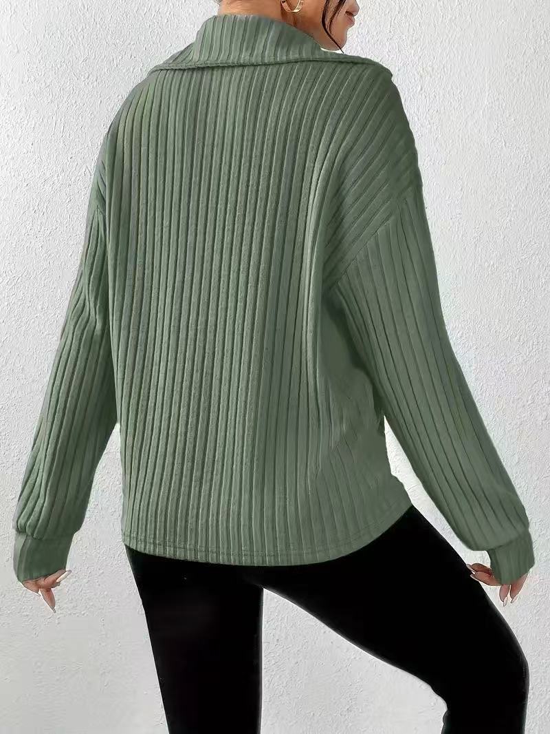 Dzianinowy sweter z zamkiem – idealny na każdą okazję