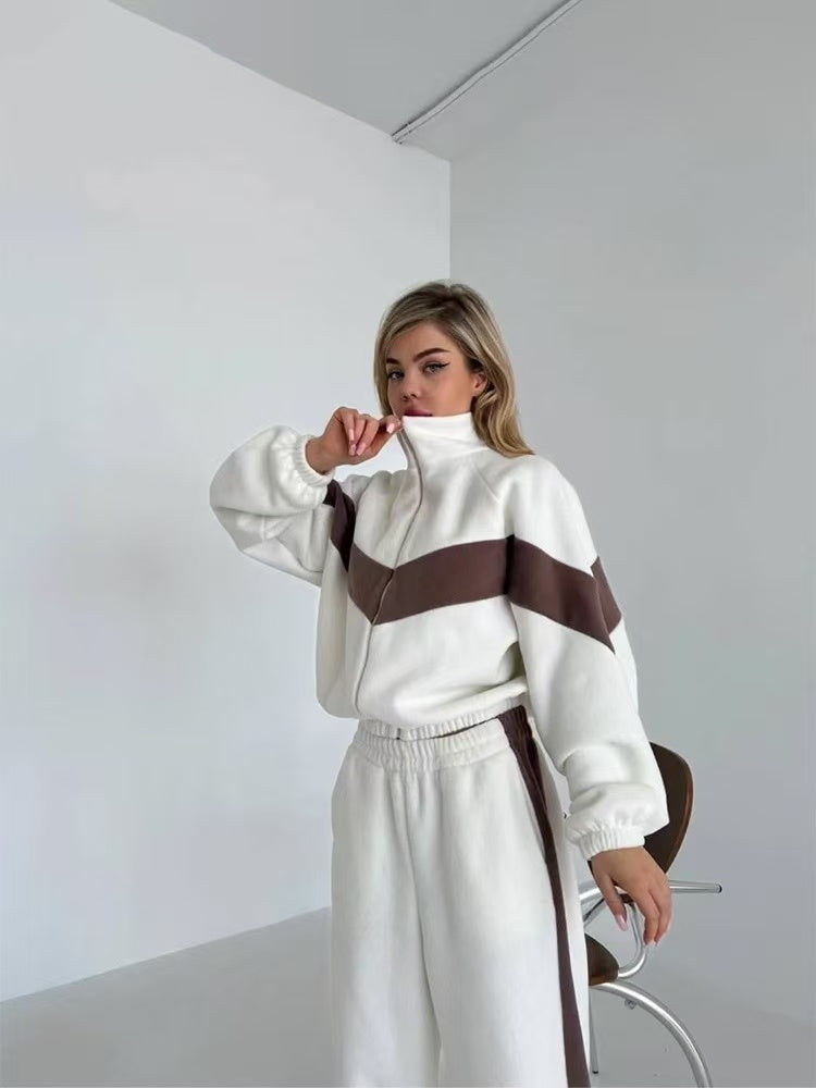 Damski komplet dresowy z zamkiem – zestaw sportowo-casual