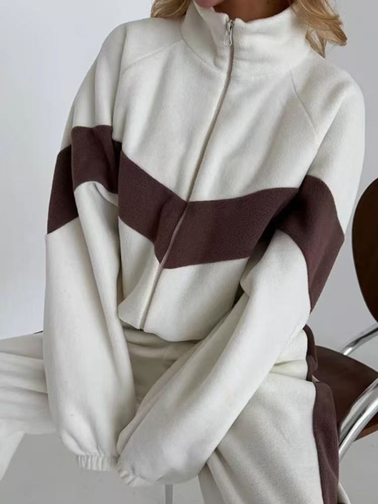 Damski komplet dresowy z zamkiem – zestaw sportowo-casual