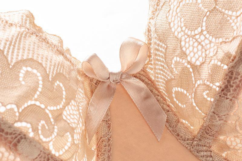 Koronkowy biustonosz plus size