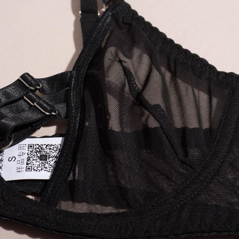 Seksowy komplet bielizny z transparentna spódniczką