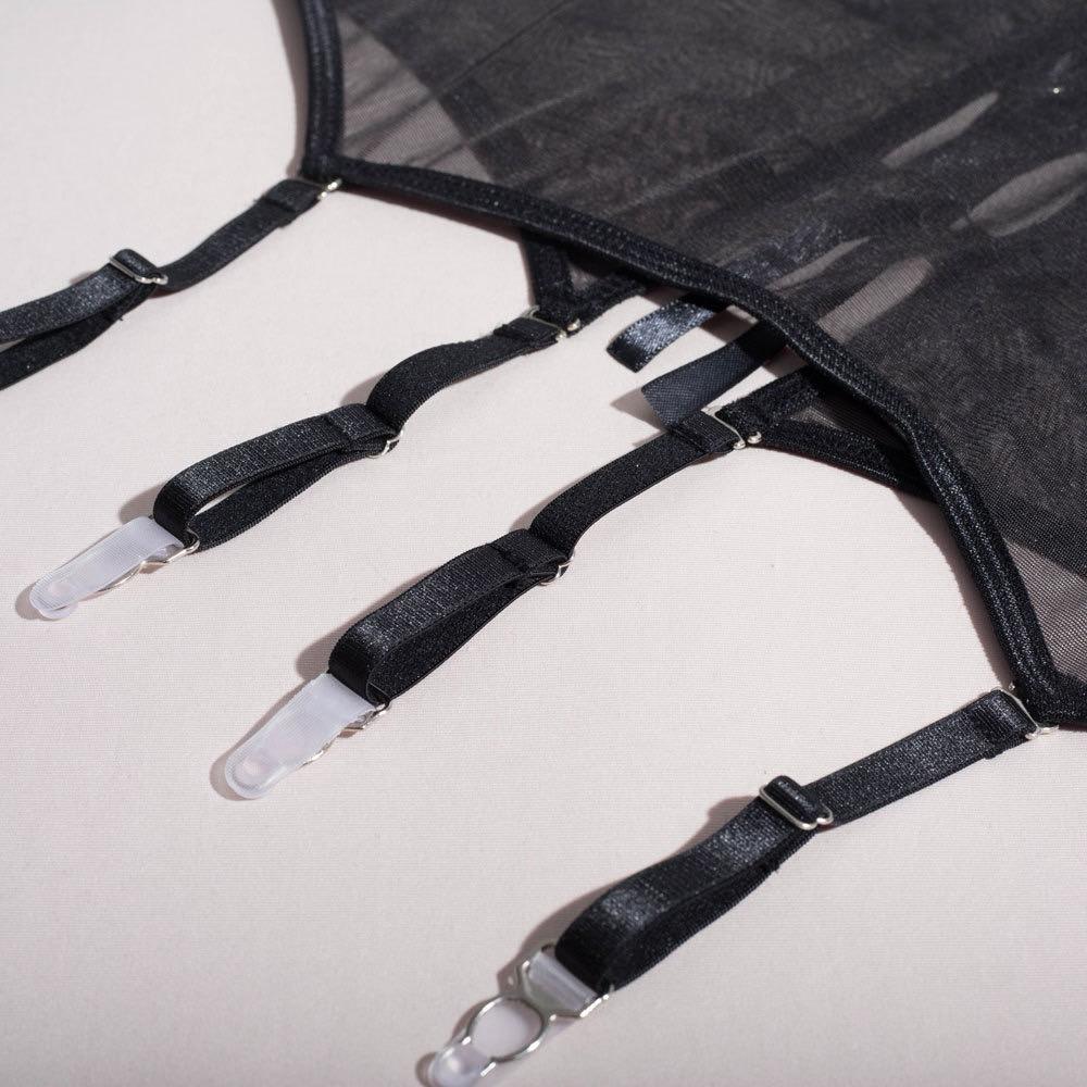 Seksowy komplet bielizny z transparentna spódniczką