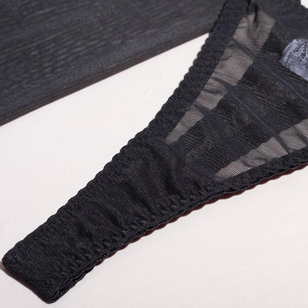 Seksowy komplet bielizny z transparentna spódniczką