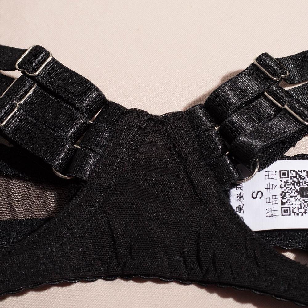 Seksowy komplet bielizny z transparentna spódniczką