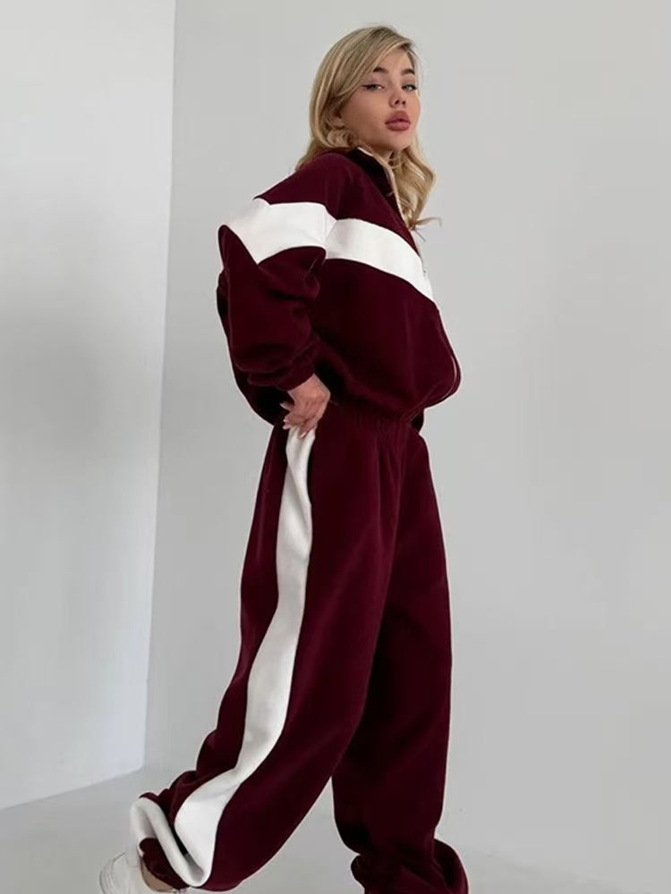 Damski komplet dresowy z zamkiem – zestaw sportowo-casual