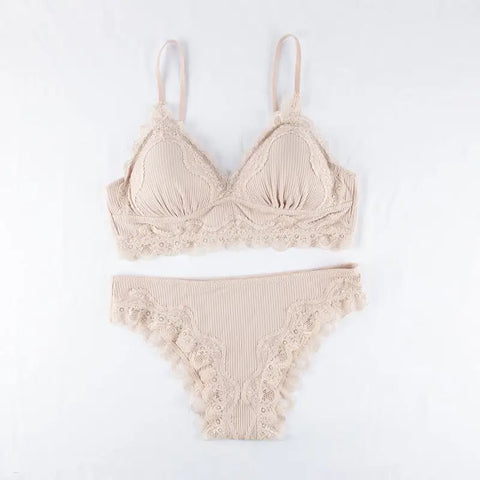 Prążkowany biustonosz w komplecie z majtkami - Luxurie